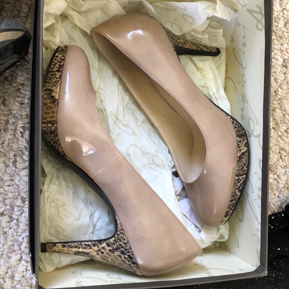 BNWT Enzo Angiolini Taupe/beige pumps size 8 - Picture 2 of 13